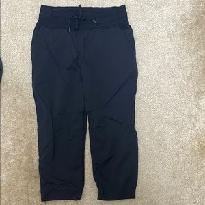 Lululemon jogging capri